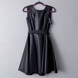 NWT A-Line Fit & Flare Sleeveless Cocktail Dress LBD Sz 34 / S